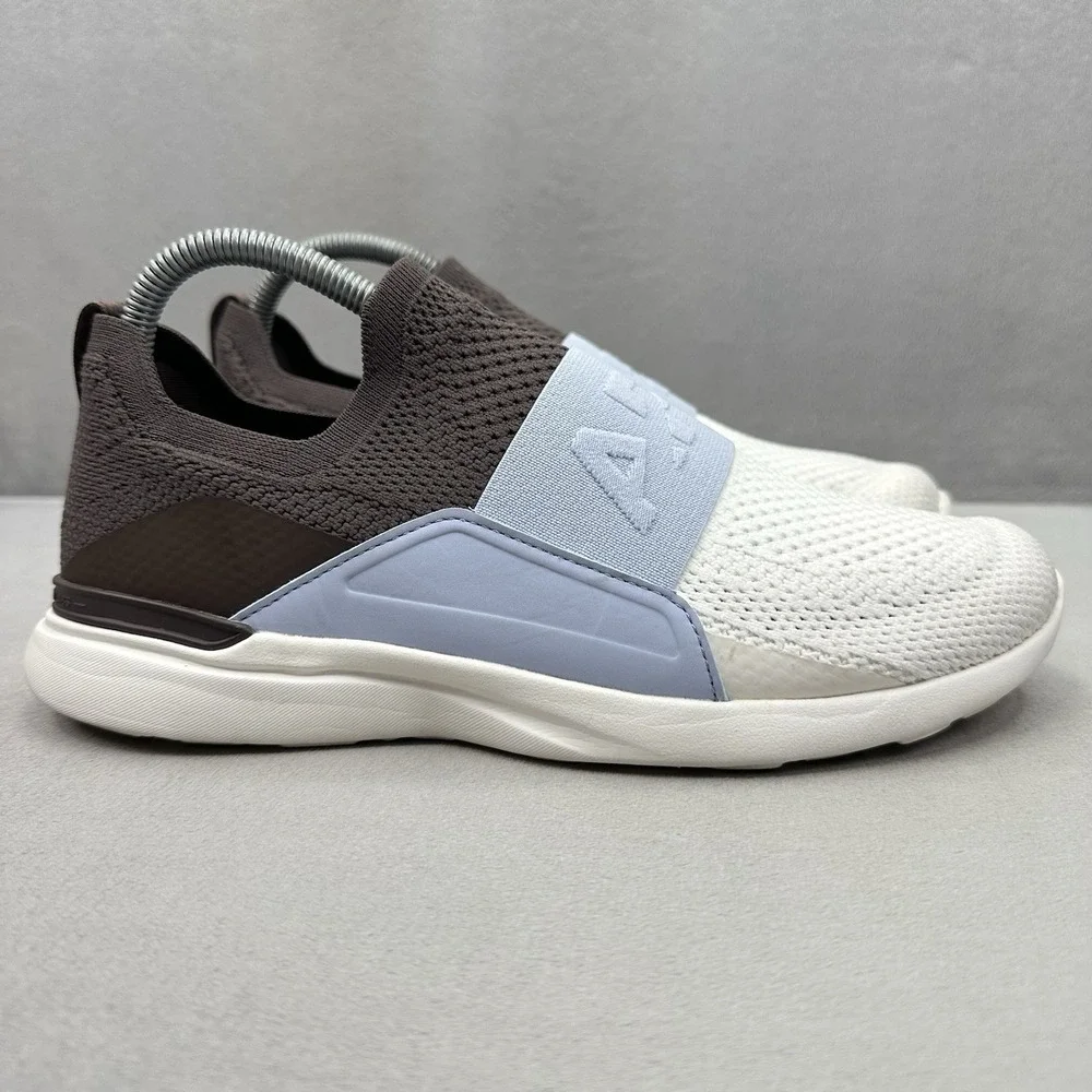 APL Techloom Bliss Womens Size 8 Shoes White / Blue / Brown Athletic Running